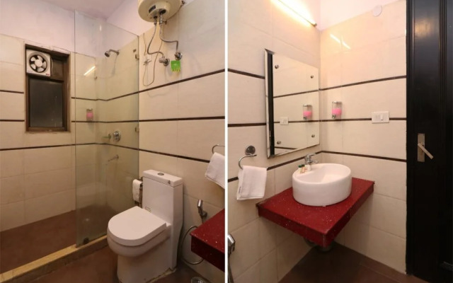 OYO 22234 Ridge View Residency