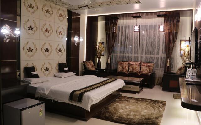 Hotel Rajahamsa