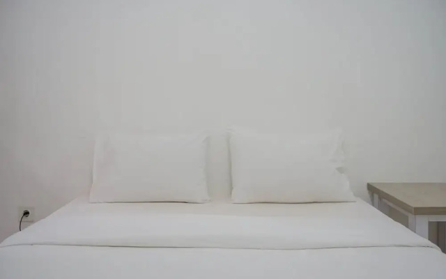 New Furnished with Cozy Stay Studio @ M-Town Residence Apartment
