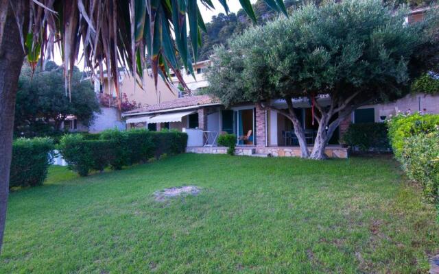 Seaside garden Antonio Home 50
