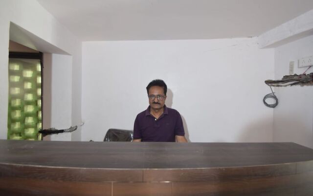 OYO 23296 Hotel Quality Time