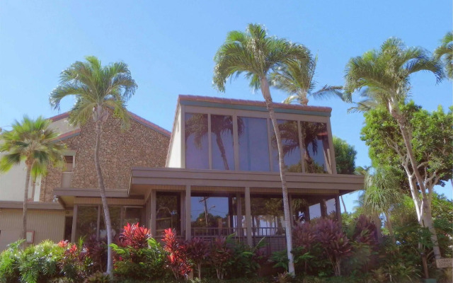 Luana Kai Resort