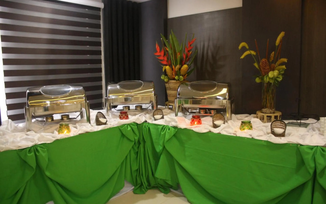 Kew Hotel