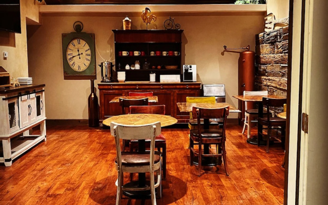 River Rock Inn B&B - Adults Only