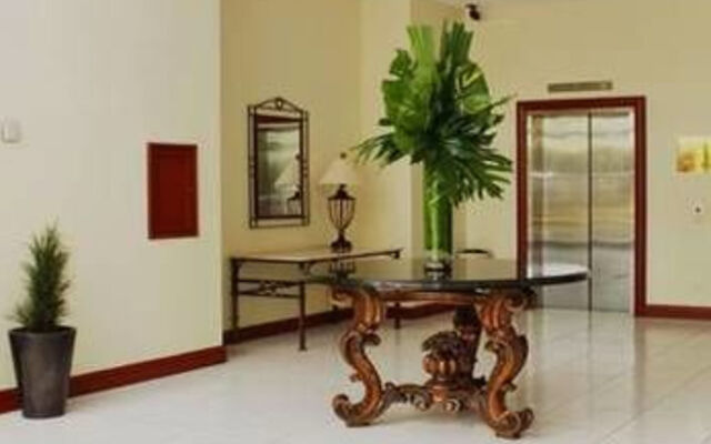Plaza Hotel and Suites