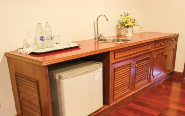 Life Up Resort and Spa