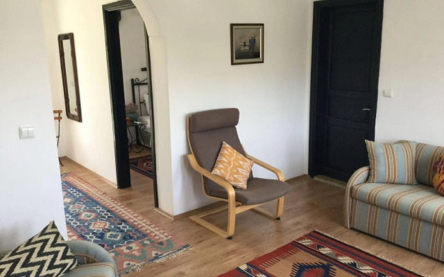 Villa Tokur