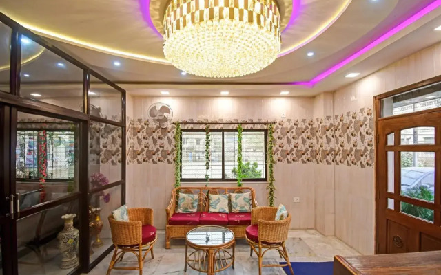OYO Flagship 80636 Santoshi Banquet And Marriage Hall