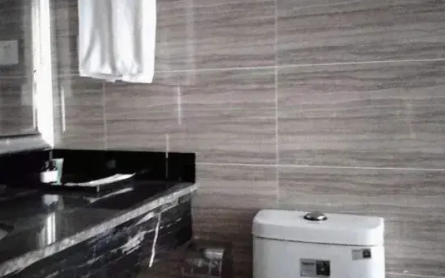 Amy's Apartment (Yangxi Moon Bay)