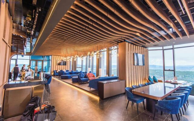 Blue Kites Residence by A La Carte