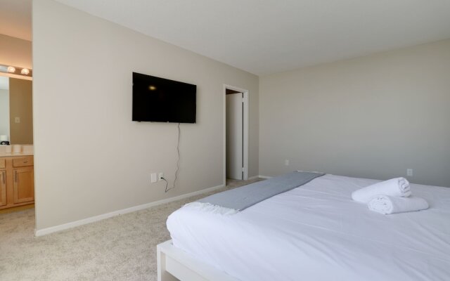 Stylish & Fantastic apt in Crystal City