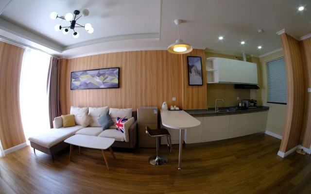 Gold Apartment