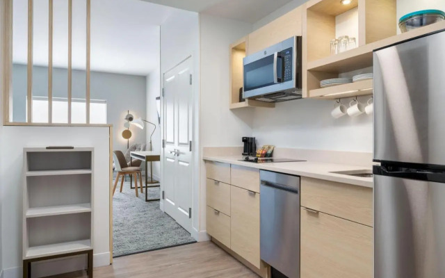 Hawthorn Suites By Wyndham Brunswick