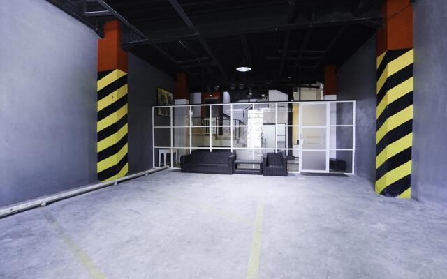 SUPER OYO Flagship 3688 Pot Art