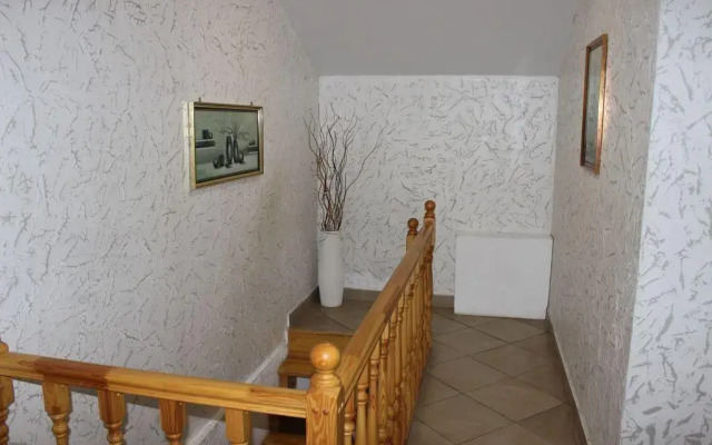Kottedzh s saunoj, hammamom i bassejnom