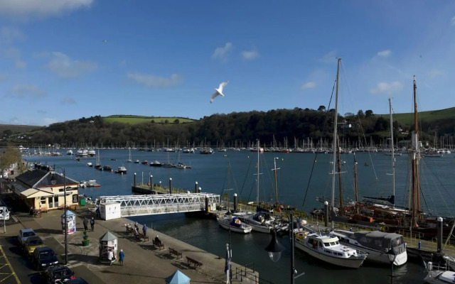 Riverside 2 in Dartmouth