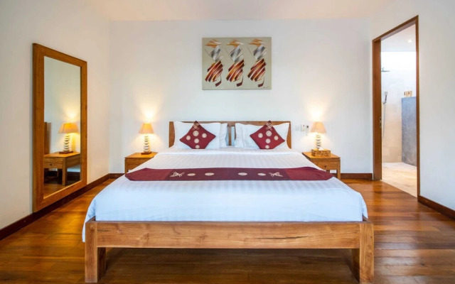 Fabulous Private Villa, 3 BR, Canggu With Staff