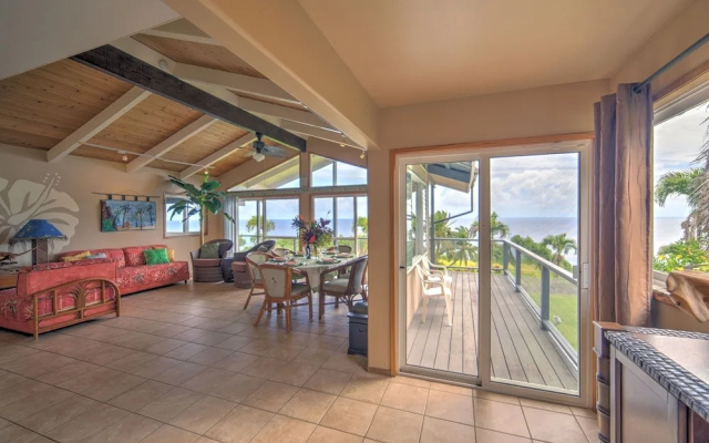 Hale Hamakua 3 Bedroom Home by RedAwning