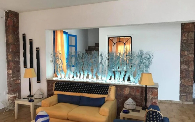 Milos Inn & Maisonette