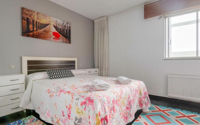 Snug Apartment in Santiago de Compostela With Terrace