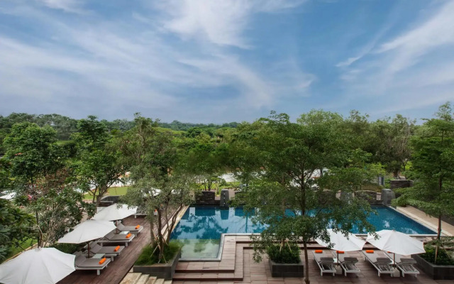 Delonix Hotel Karawang