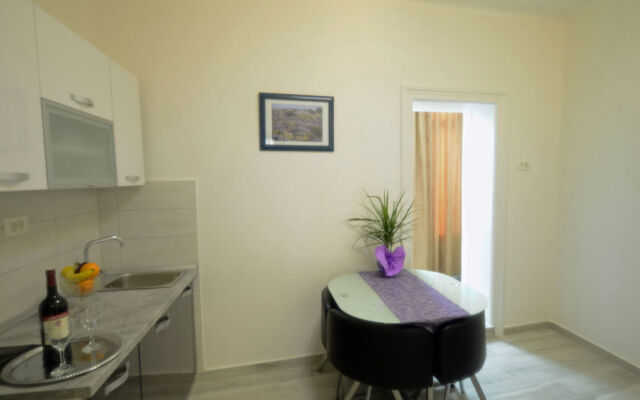 Kuzma Rooms and Apartments