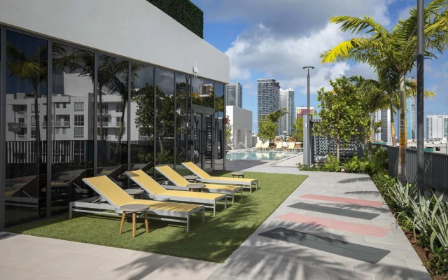 w Stylish 1BR in Wynwood