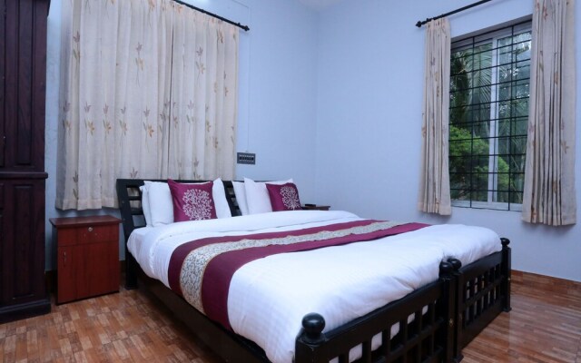 OYO 10484 Hotel Coffee County Retreat