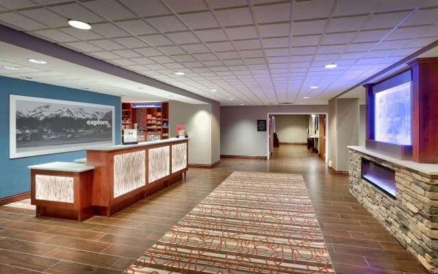 Hampton Inn & Suites Pocatello