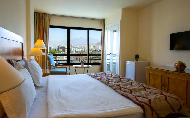 Mina Hotel
