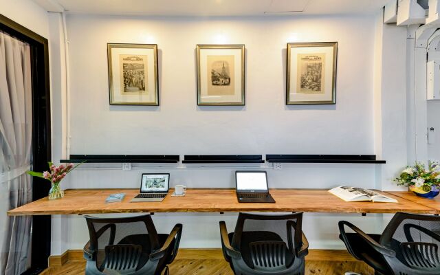The Quarter Bangkok Poshtel & Coworking - Hostel