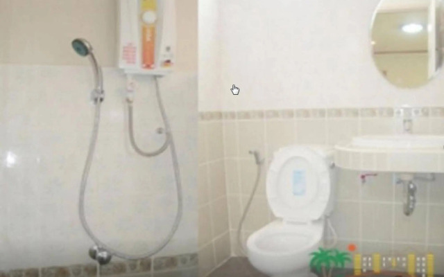 Preechana Golden Place Serviced Apartment