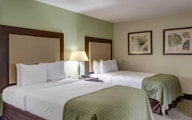 Clarion Inn & Suites Conference Center