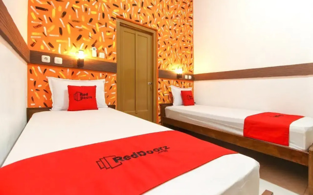 Reddoorz Near Rs Sarjito Yogyakarta