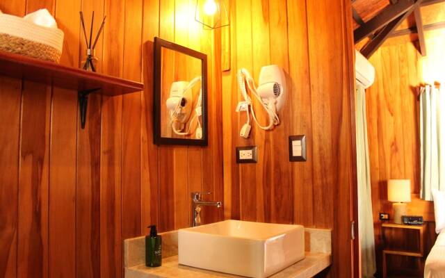 Natural Drake Bay Hotel Boutique