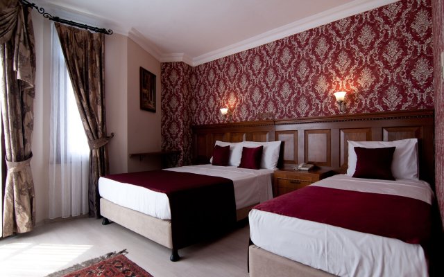 Artefes Hotel Old City