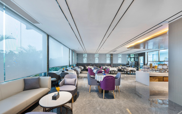 Lavande Hotel (Dongguan Dalang Huawei Songshan Lake Vientiane Hui Branch)