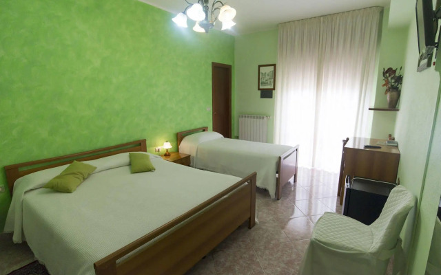 Hotel Supersonik