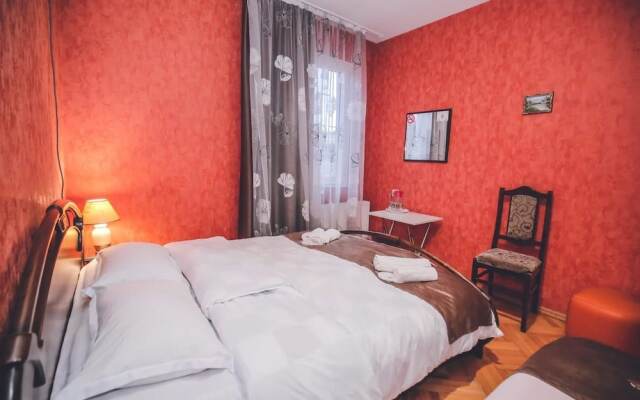 Отель Family Hotel Laba