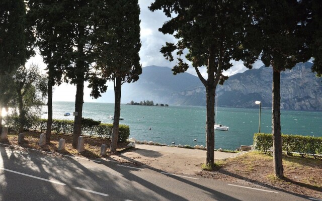 Apartment Fiocco With Lake View Terrace