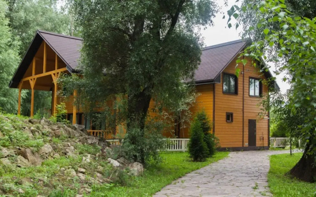 Ostrov Park-Hotel