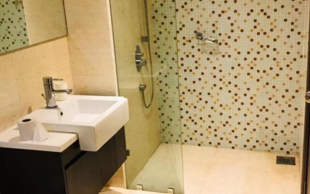 KL Skyline Hostel & Rooftop Infinity Sky Pool