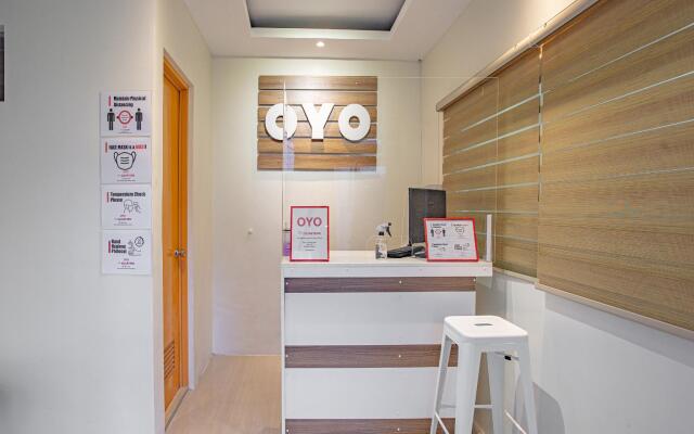 OYO 605 The Quarters