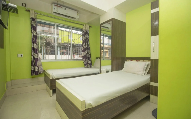 Hotel Sarojini Palace by OYO Rooms