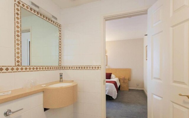 Mayfair Hotel