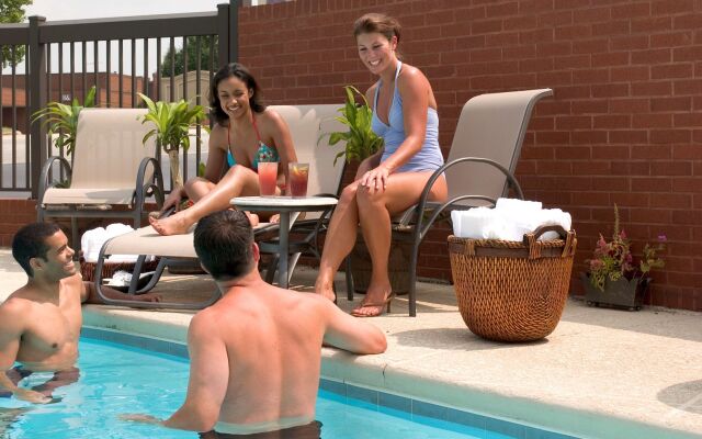 Hampton Inn Greensboro-Airport