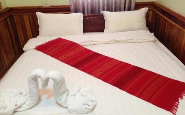 Amphon Hotel