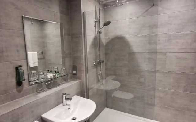 Coachman Hotel