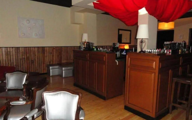 hotelImage
