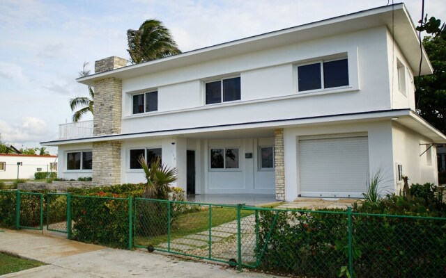 V Royal Luxury Villas